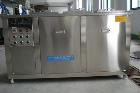 1530969527995152.jpg 昆山超聲波機(jī)是如何清洗過濾器的