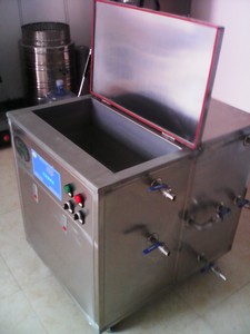 1530969559792946.jpg 昆山超聲波機(jī)是如何清洗過濾器的